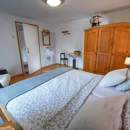 Guest house Apartma In Sobe Pr'objan