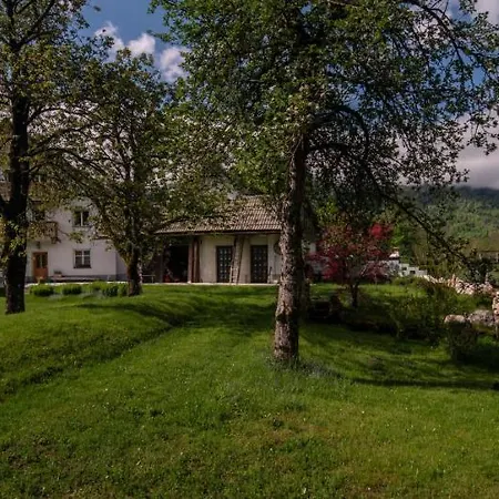 Apartma In Sobe Pr'objan Gæstehus *