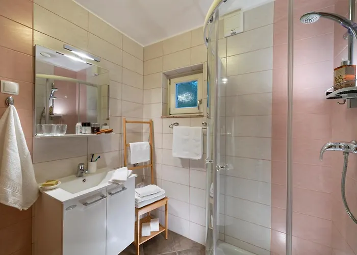 Apartma In Sobe Pr'objan בית הארחה בוהין